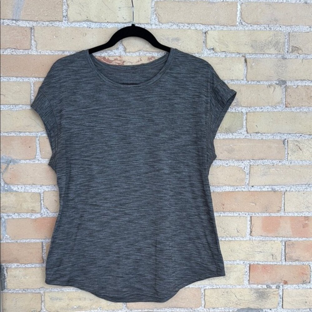 Lululemon Mossy Green T -shirt